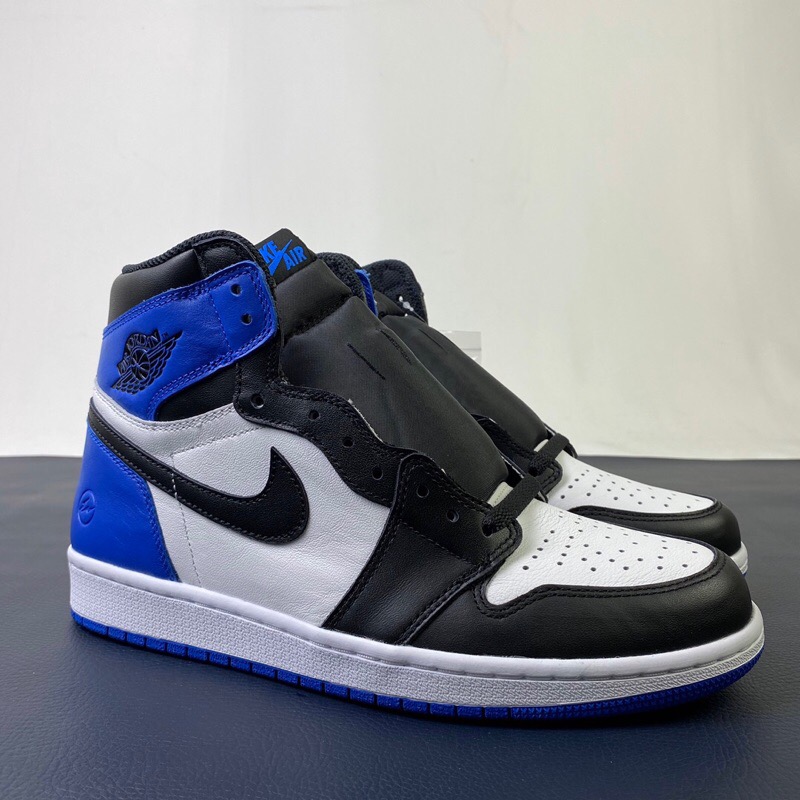 Jordan 1 Retro Fragment