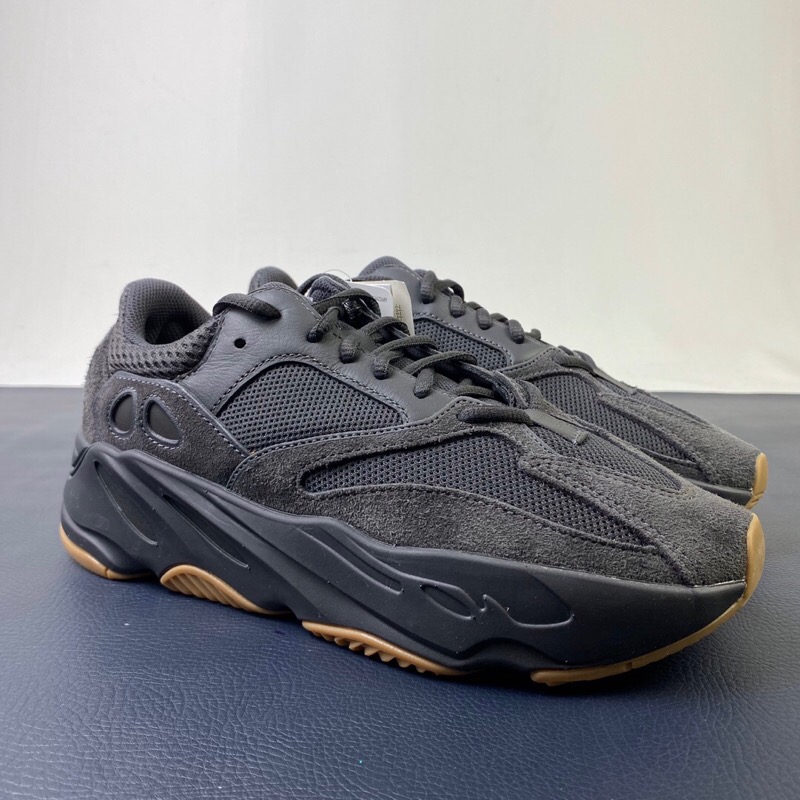 adidas Yeezy Boost 700 Utility Black