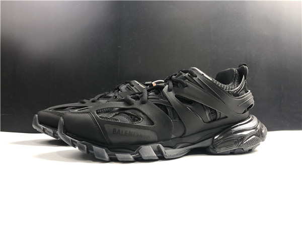 Balanciaga Track Black