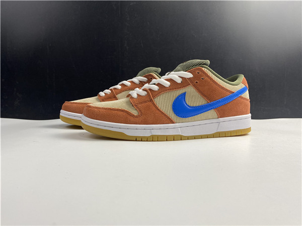 NIKE SB DUNK LOW CORDUROY DUSTY PEACH