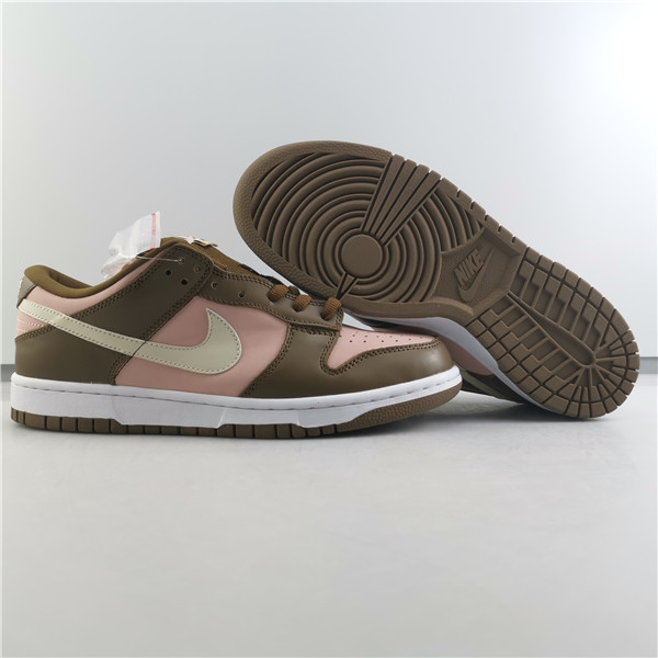 Nike Dunk SB Low Stussy Cherry