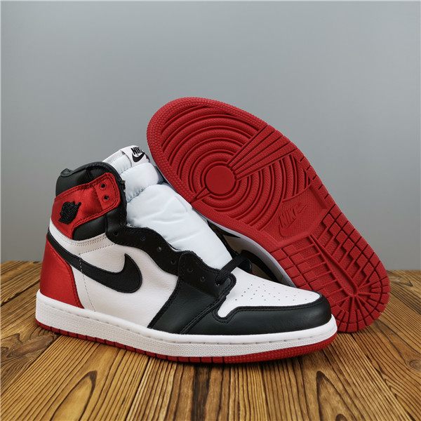 Jordan 1 Retro High Satin Black Toe