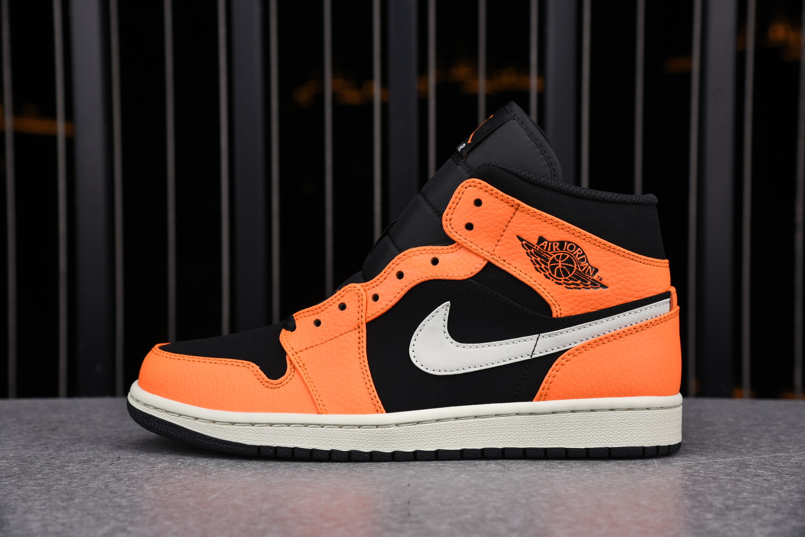 Jordan 1 Mid Black Cone