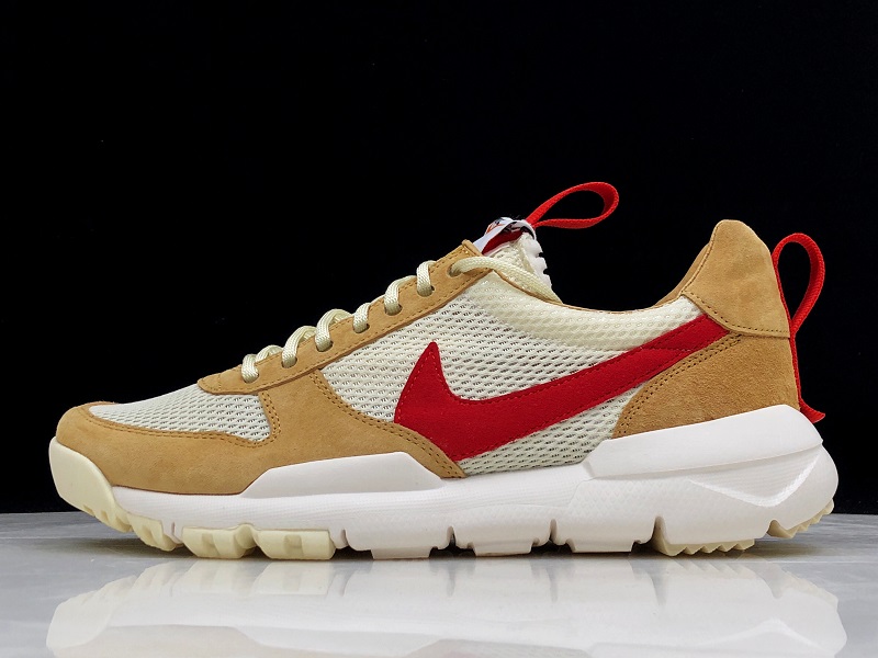 Nike Craft Mars Yard TS NASA 2.0