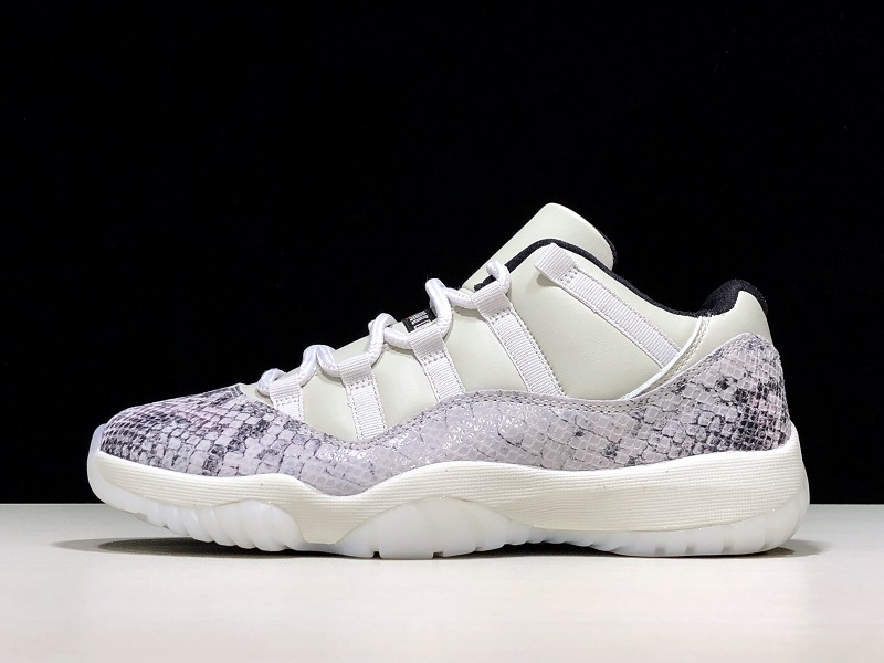 Jordan 11 Retro Low Gray Snakeskin