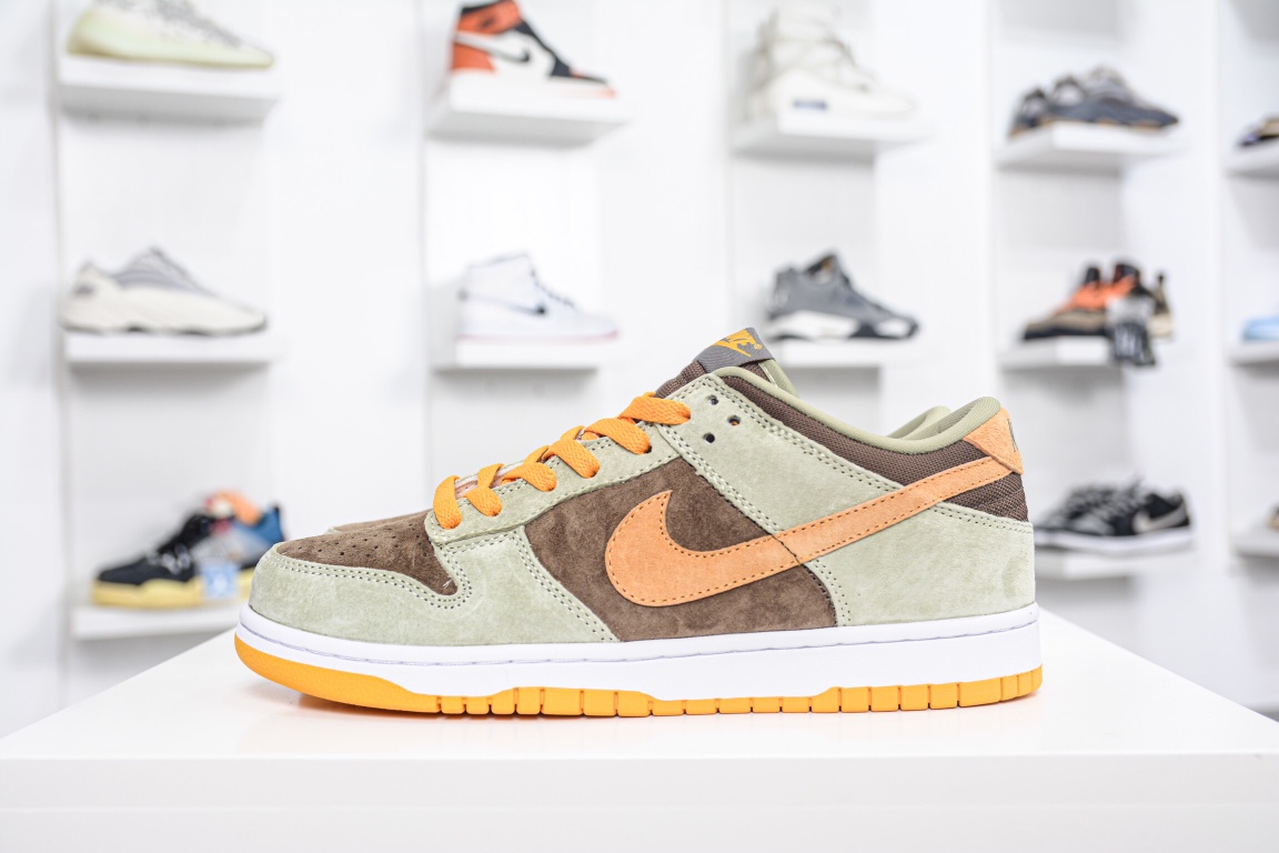 Nike SB Dunk Low Se Dusty Olive