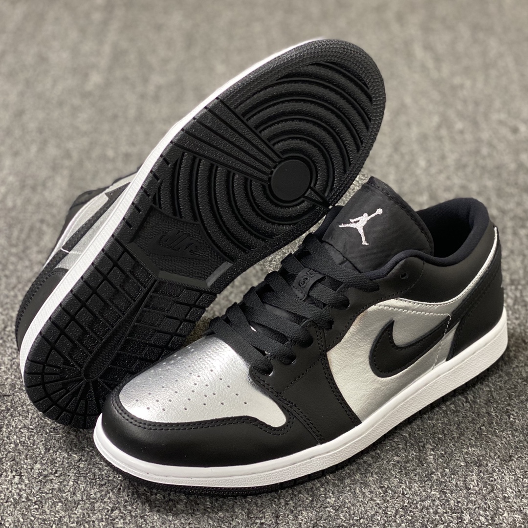 Jordan 1 Low SE Black Metallic Silver (W)