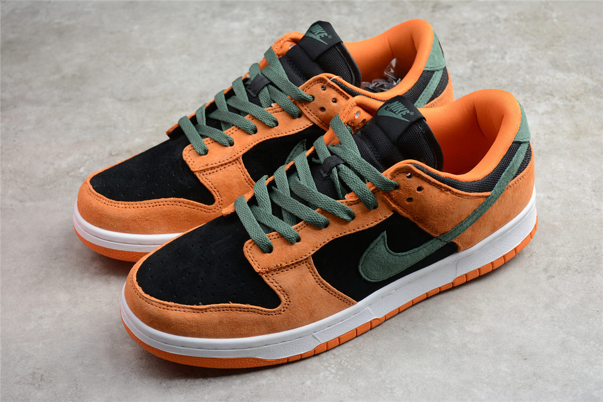 Nike Dunk Low SP Ceramic