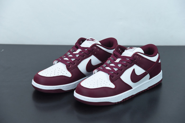 Nike Dunk Low Bordeaux