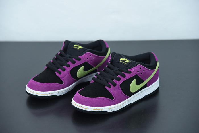 Nike SB Dunk Low Pro ACG Terra Red Plum