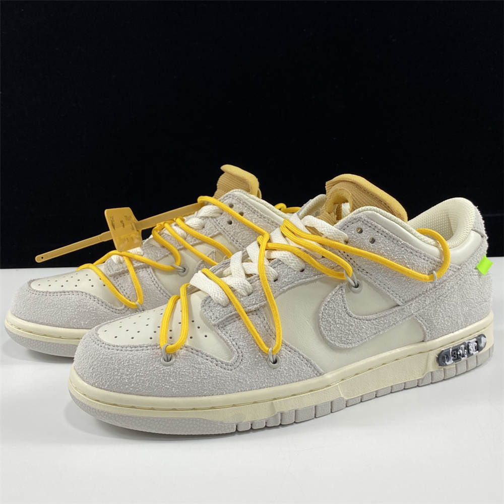 OFF WHITE x Nike Dunk SB Low Lot 39