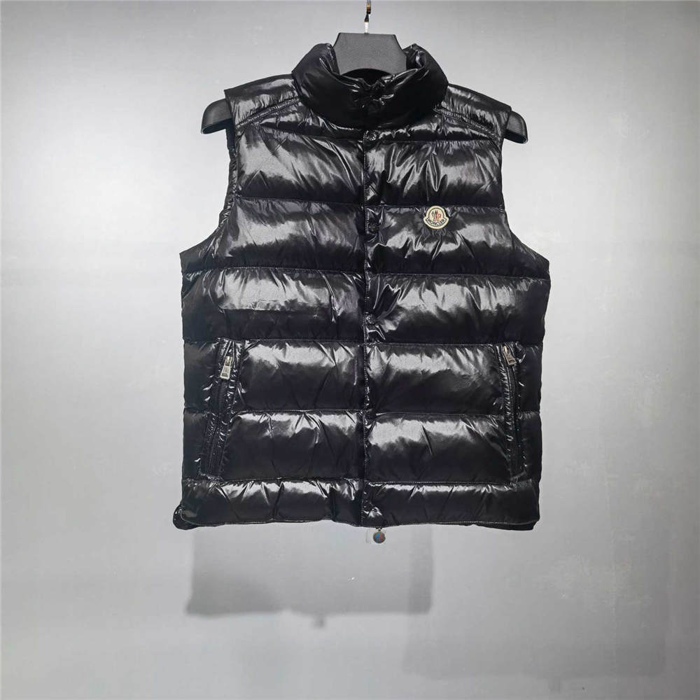 Moncer 21FW TIBB No hat Down Vest black