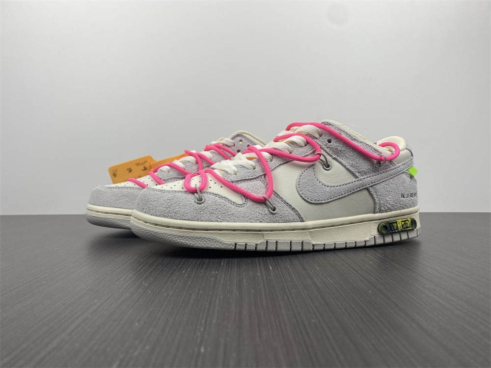 OFF WHITE x Nike Dunk SB Low Lot 17