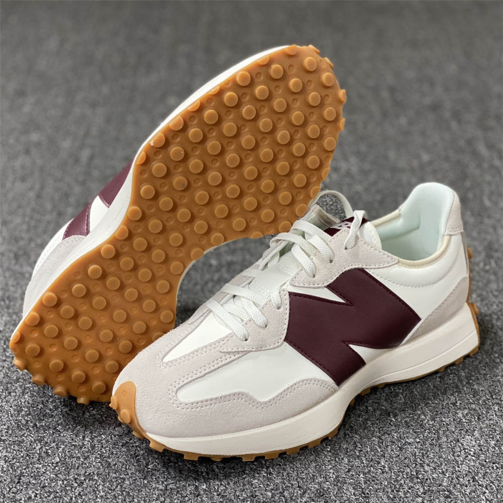 New Balance 327 Moonbeam Classic Burgundy