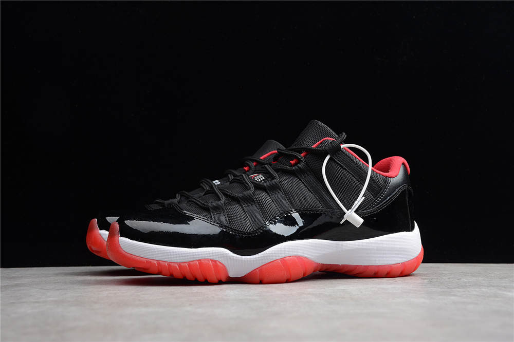 Jordan 11 Retro Low Bred