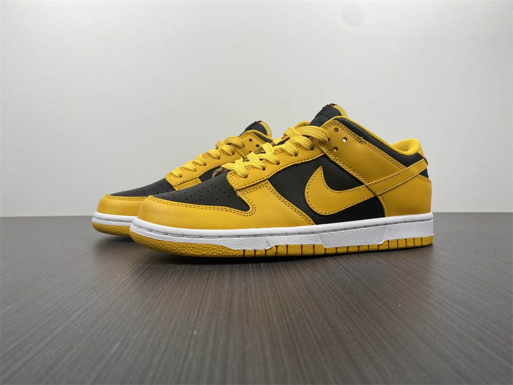 Nike Dunk Low Goldenrod