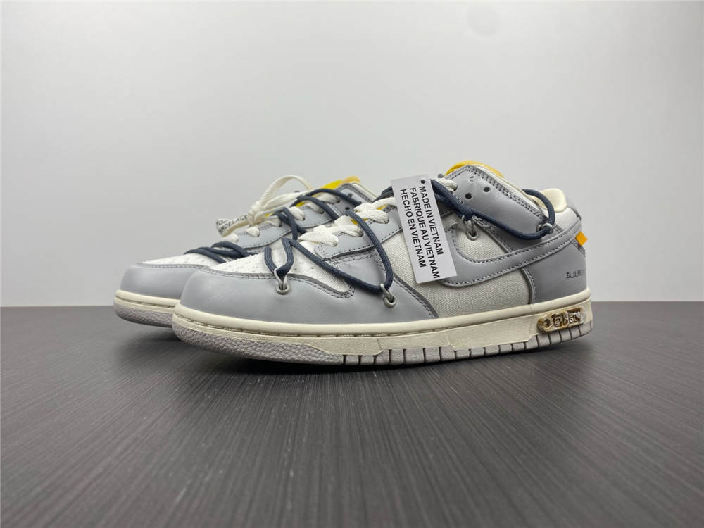 OFF WHITE x Nike Dunk SB Low Lot 41