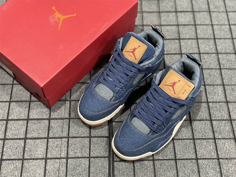 Jordan 4 Retro Levi's Denim