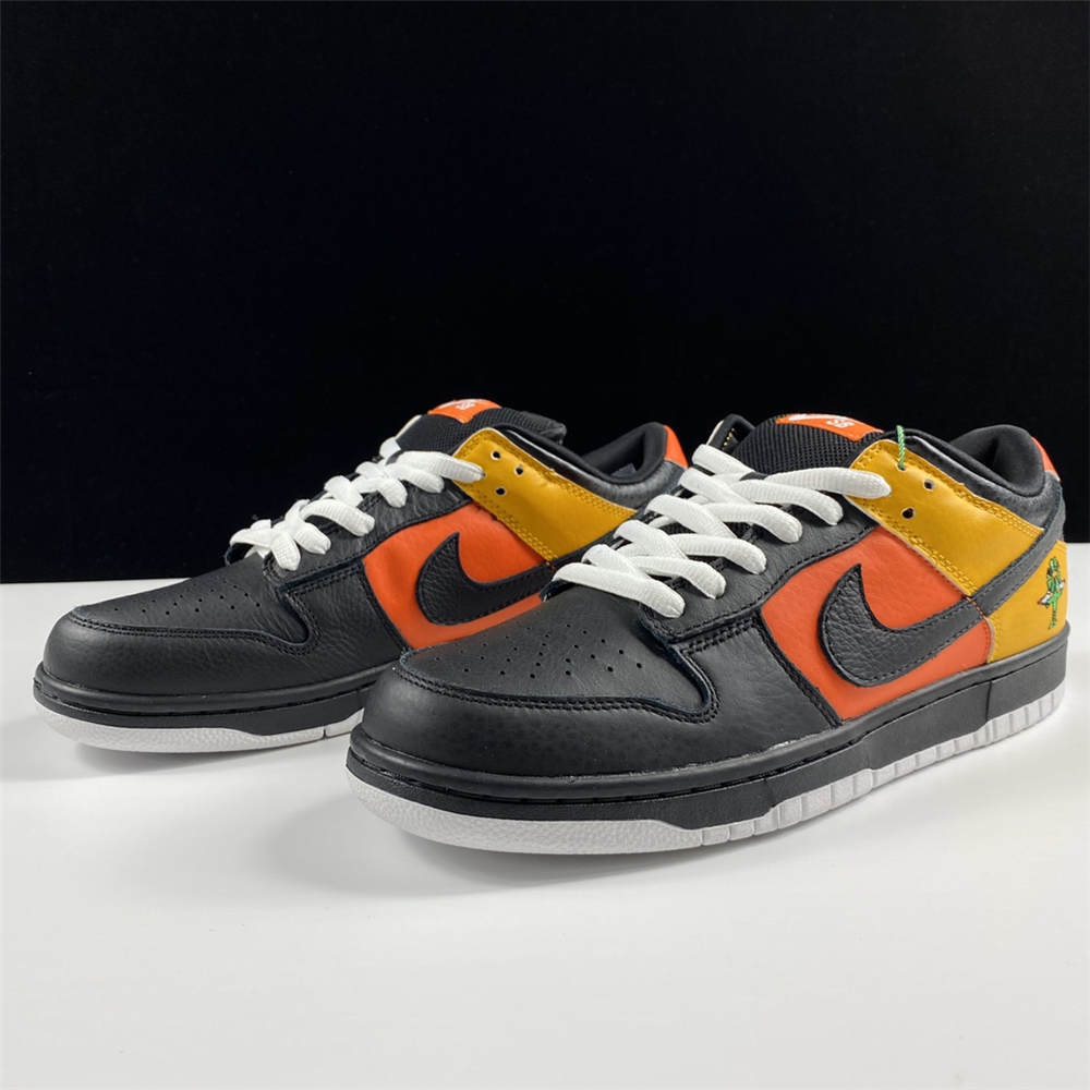 Nike Dunk SB Low Raygun