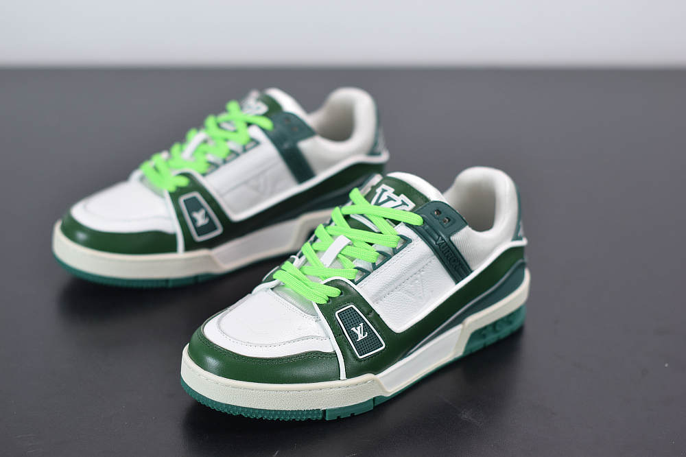 LV Trainer Sneaker Low green