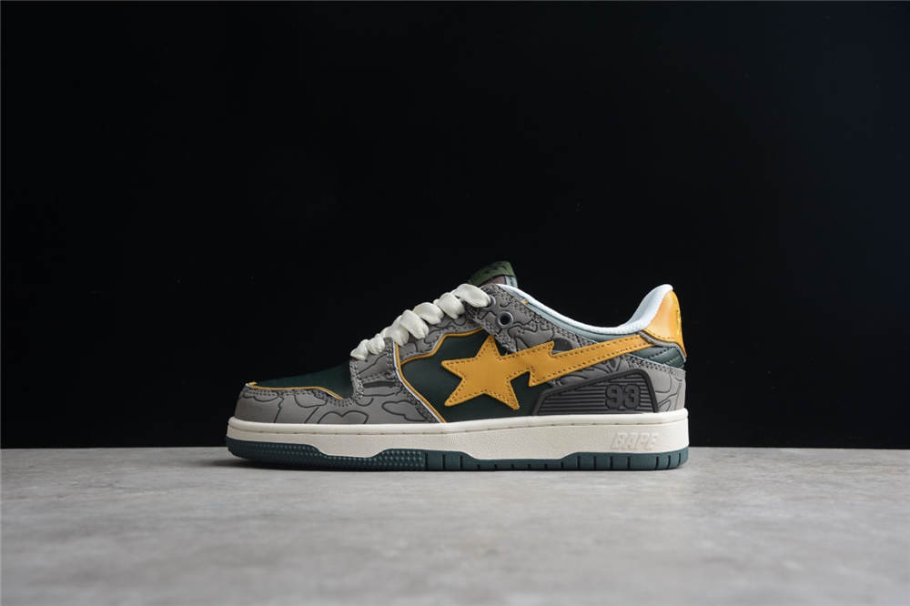 A Bathing Ape Bape SK8 Green Camo