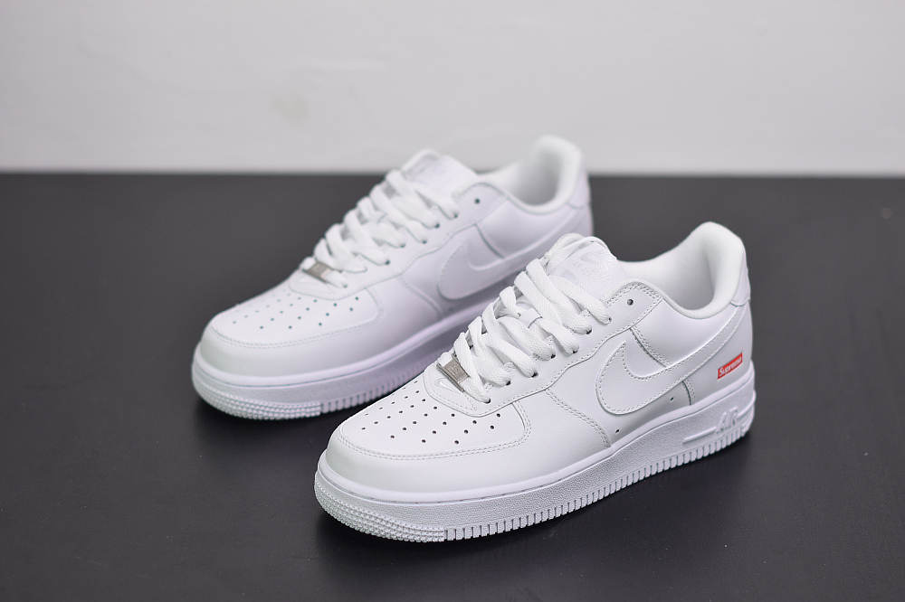 Supreme x Nike Air Force 1 Low White