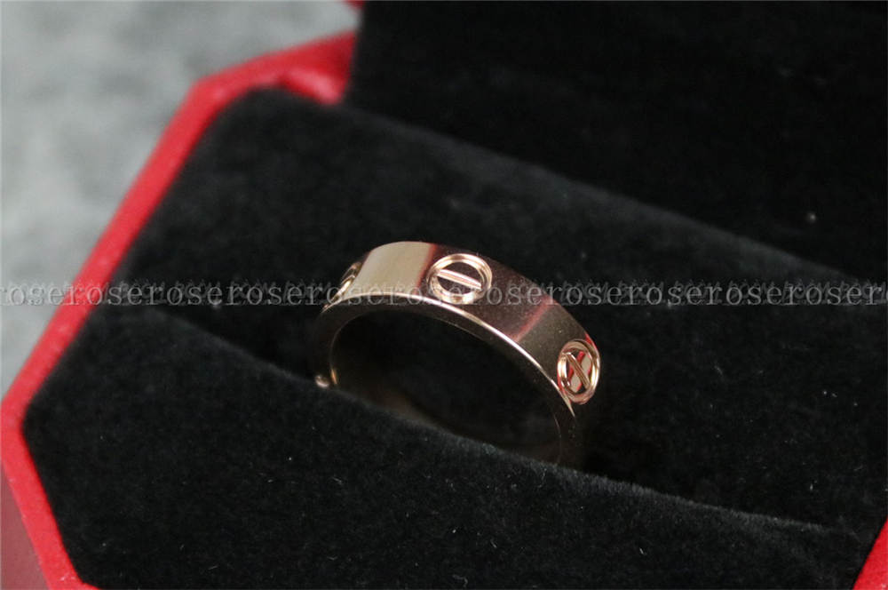 CARTIER ROSE GOLD PLAIN LOVE RING (LEAVE THE NOTE ABOUT THE SIZE PLS)