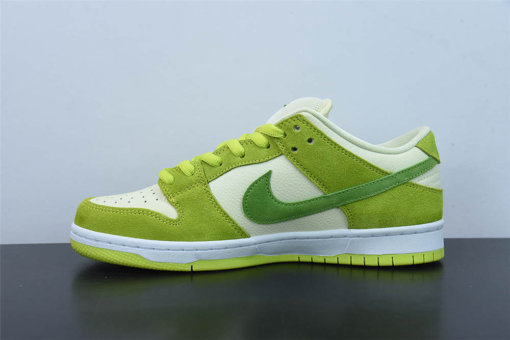 Nike SB Dunk Low Green Apple