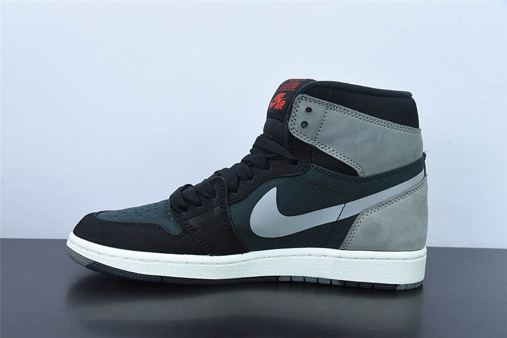 Jordan 1 Retro High Element Gore-Tex Black Particle Grey