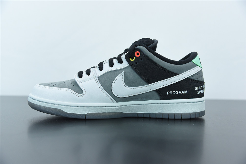 Nike SB Dunk Low VX1000