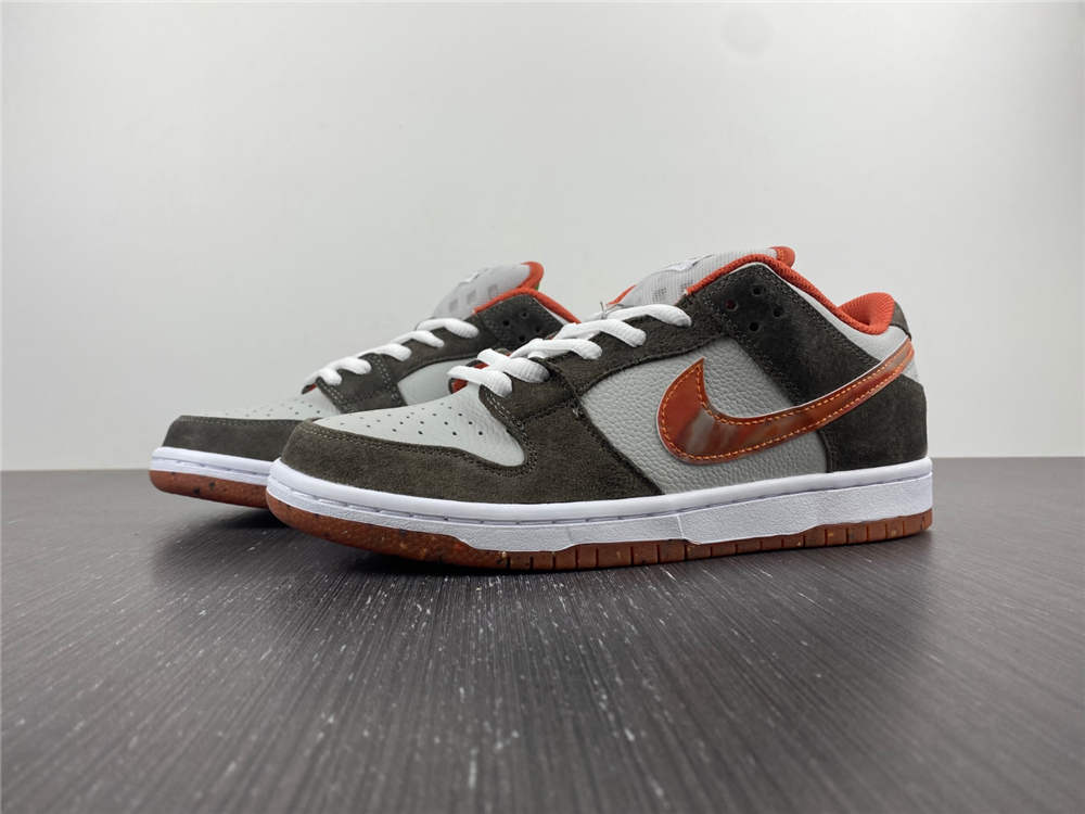 Crushed D.C. x Nike SB Dunk Low