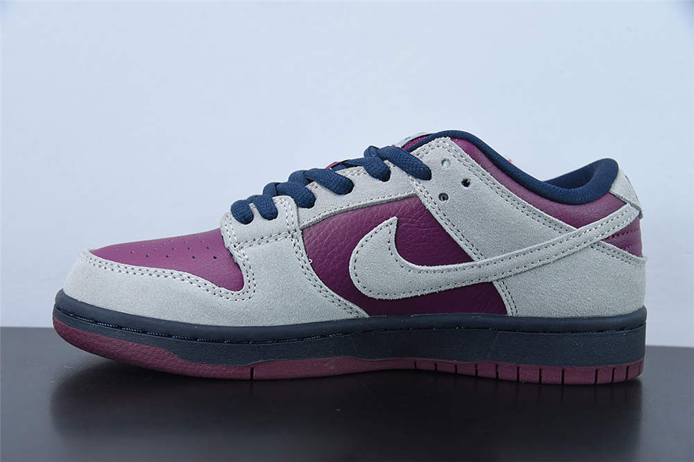 Nike SB Dunk Low Atmosphere Grey True Berry