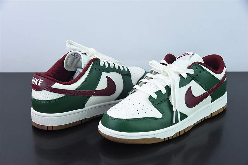 Nike Dunk Low Gorge Green