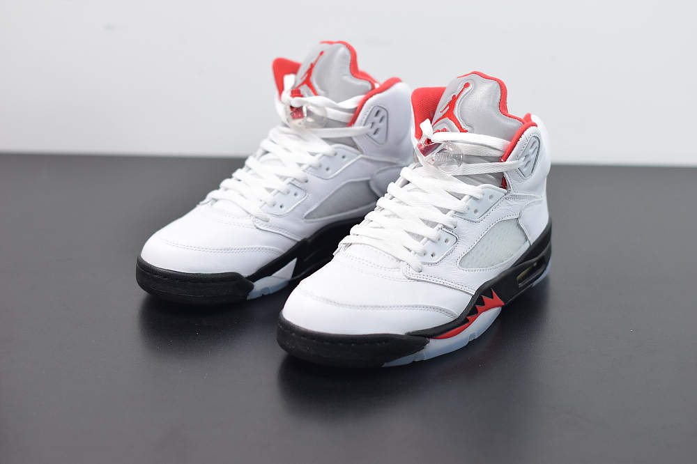 Jordan 5 Retro Fire Red Silver Tongue