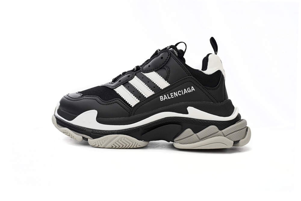 BLCG Triple S AD Black And White 712764 W2ZB2 1090