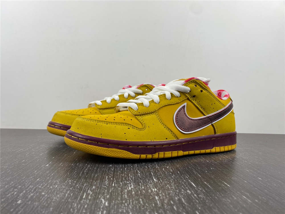 Dunk Low Premium SB Yellow Lobster