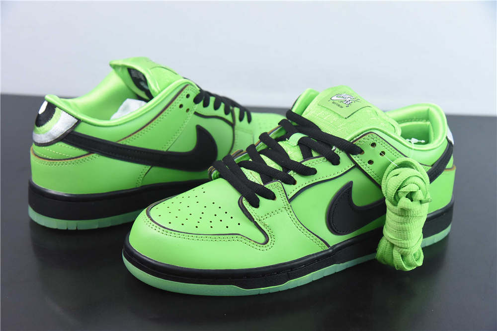 he Powerpuff Girls x Nike SB Dunk Low Buttercup