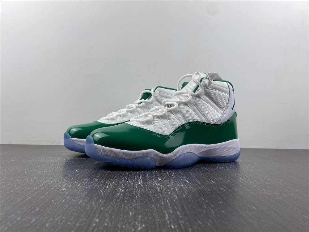 Jordan 11 Retro Hunter Green