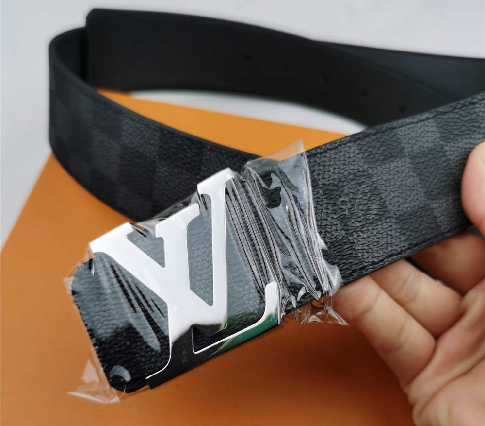 LV Initiales 40mm Reversible Belt