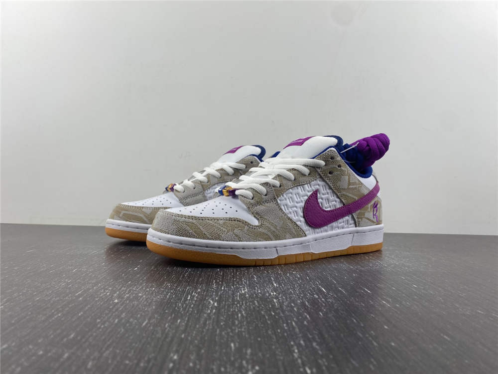 Nike SB Dunk Low Rayssa Leal