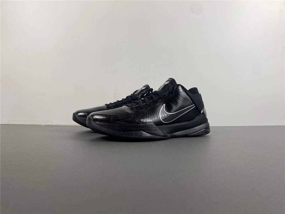 Nike Zoom Kobe 5 Blackout