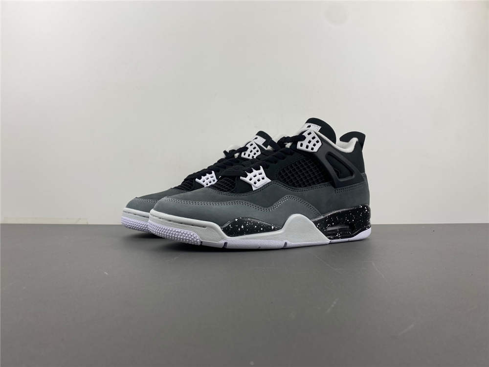 Jordan 4 Retro Fear